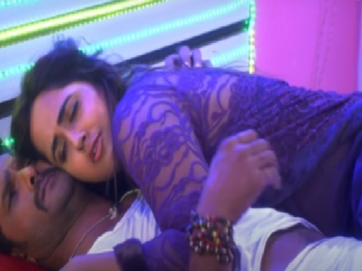 Kajal Raghwani Brazzers Sex - Kajal Raghwani ka Video: à¤•à¤¾à¤œà¤² à¤¨à¥‡ Khesari à¤¸à¤‚à¤— à¤¬à¥‡à¤¡ à¤ªà¤° à¤®à¤šà¤¾à¤¯à¤¾ à¤—à¤°à¥à¤¦à¤¾ Â» Huntinews